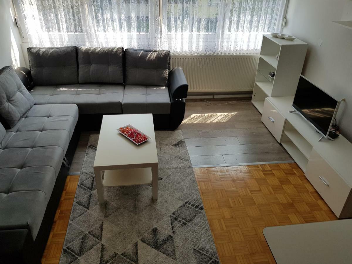 Apartman Tasa Μπάνια Λούκα Εξωτερικό φωτογραφία