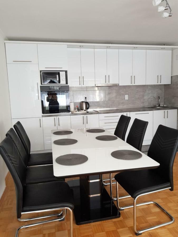 Apartman Tasa Μπάνια Λούκα Εξωτερικό φωτογραφία