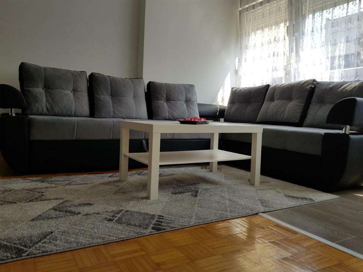 Apartman Tasa Μπάνια Λούκα Εξωτερικό φωτογραφία